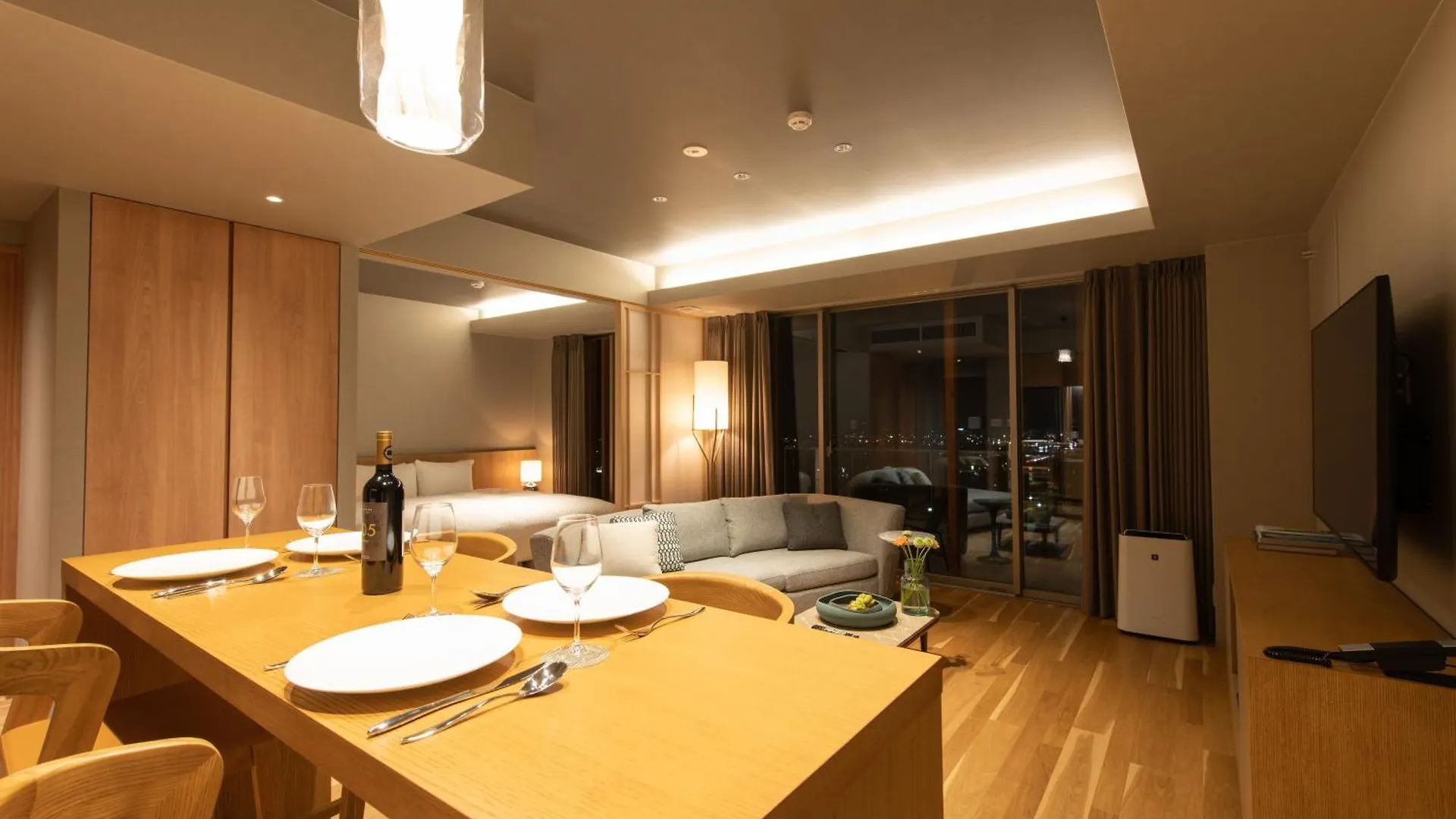 Aparthotel Fenix West NakaNakafurano