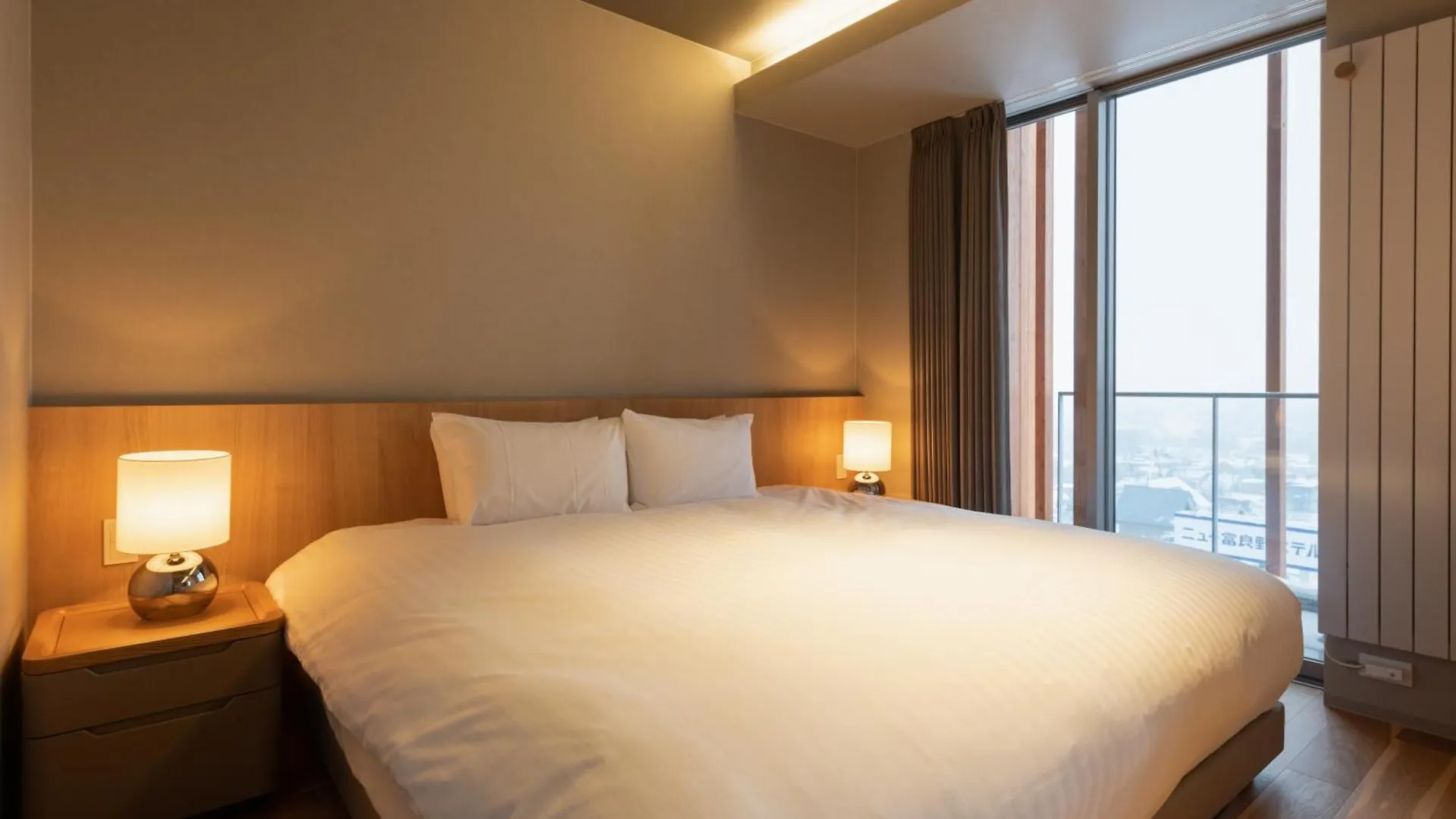 Aparthotel Fenix West NakaNakafurano