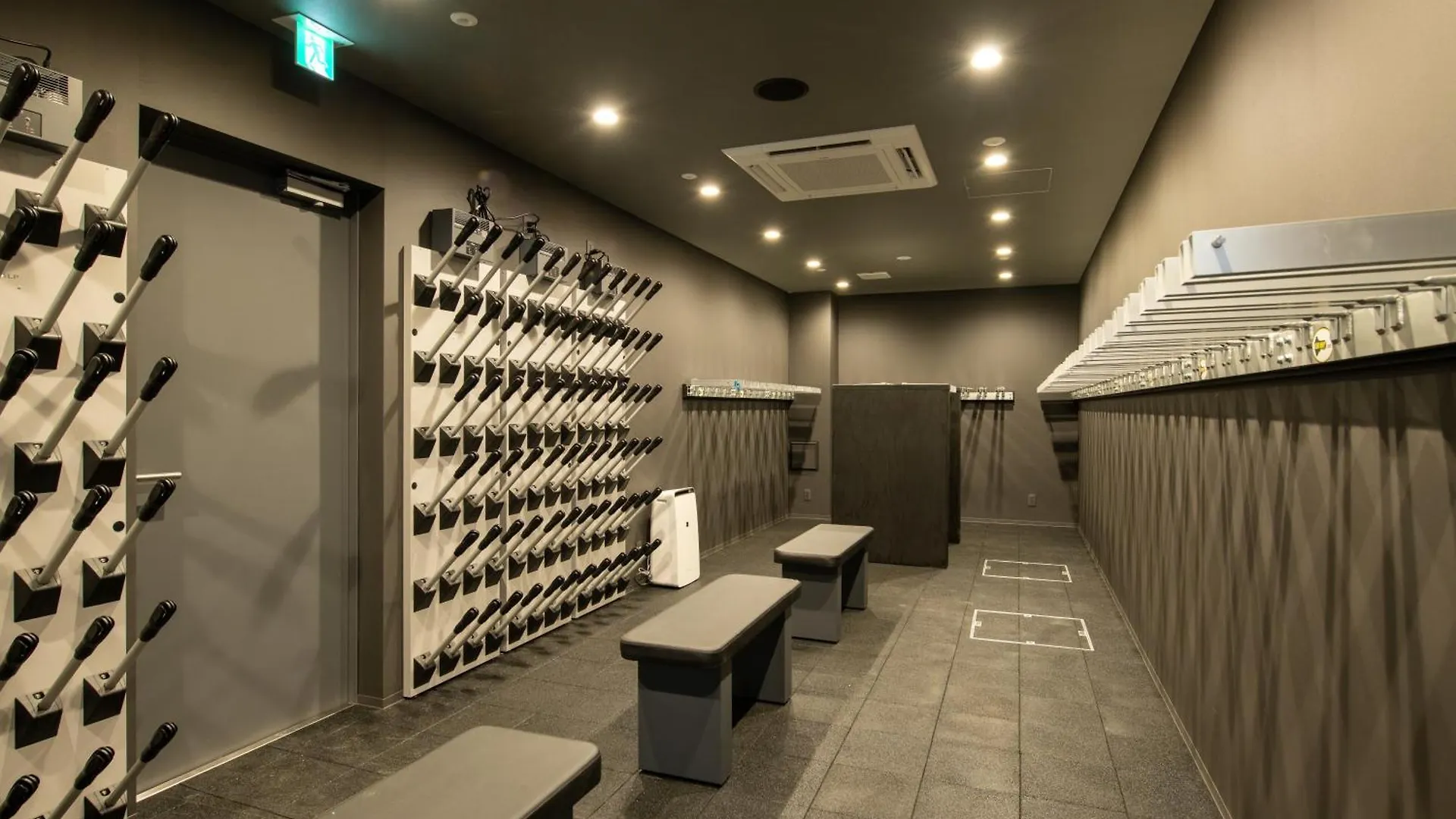 Aparthotel Fenix West NakaNakafurano  Nakafurano